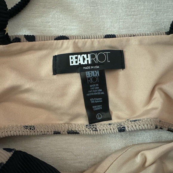 Beach Riot Riza Bikini Top - Picture 3 of 3